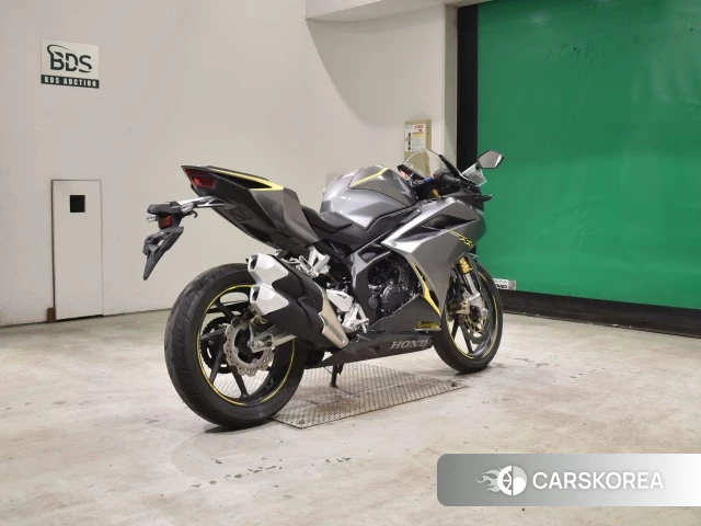 Honda CBR250RR ABS 2017 из Японии, фото 5