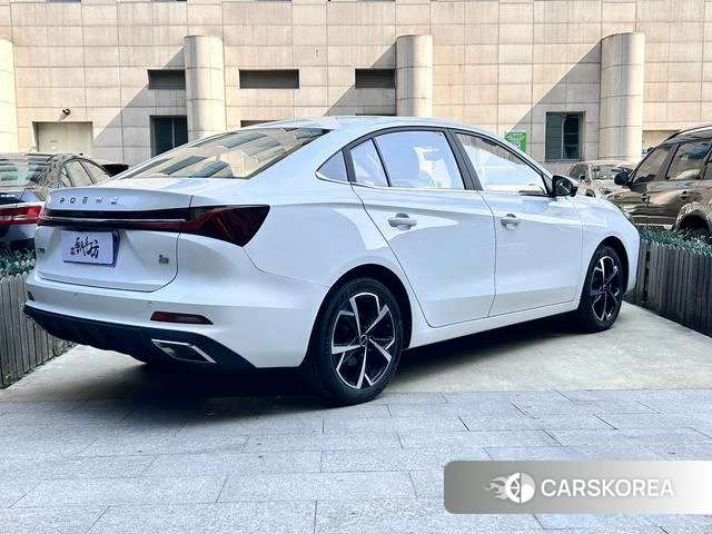 Roewe i5 id 4238360 из Китая 15