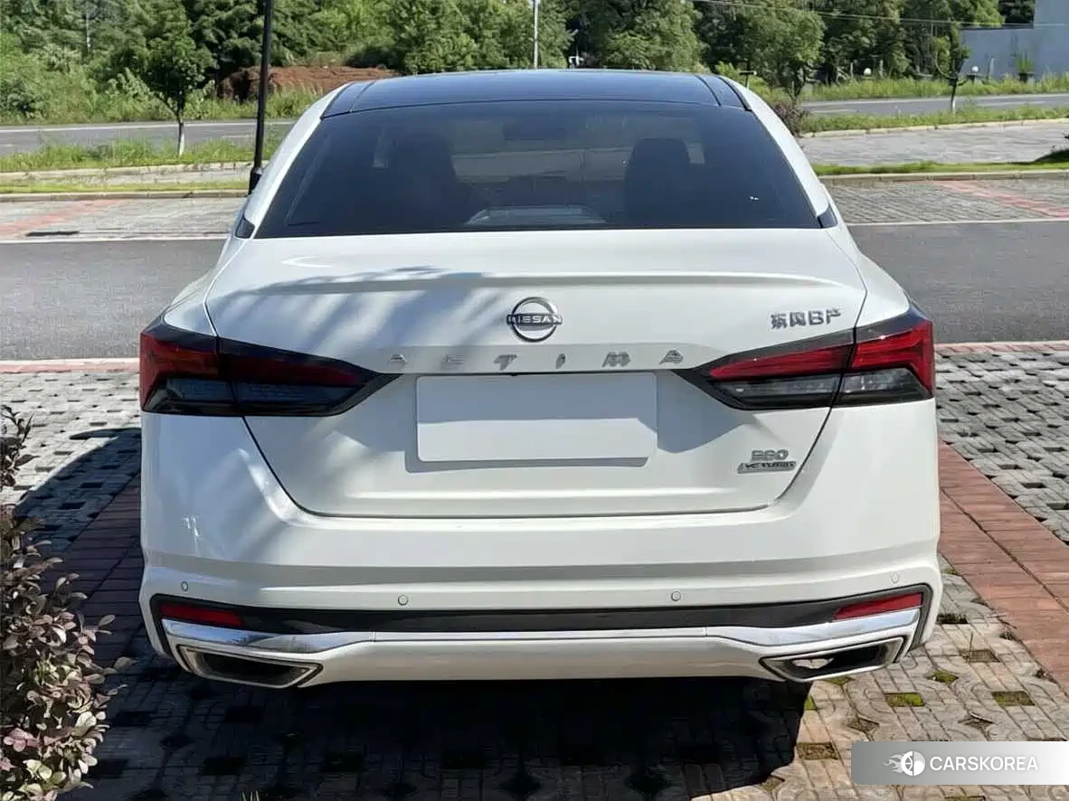 Nissan Altima 2023 Белый из Китая, фото 5