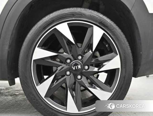 Kia Seltos id 4304040 из Кореи 15
