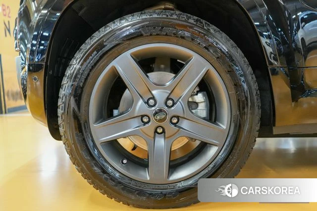 Land Rover Defender (L663) id 3850335 из Кореи 15