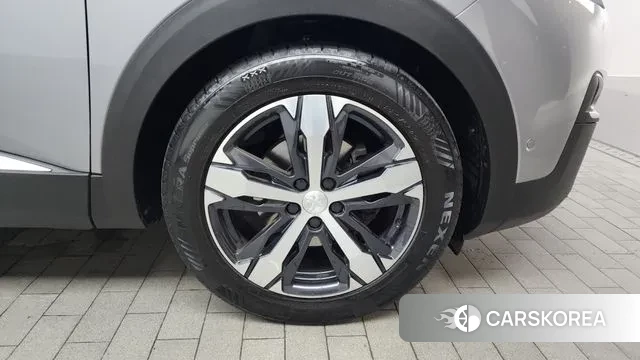 Peugeot 5008 second generation id 3000392 из Кореи 15