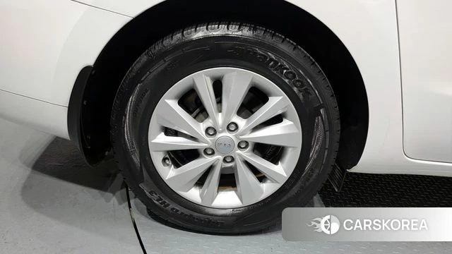 Kia All New Carnival id 4180608 из Кореи 15