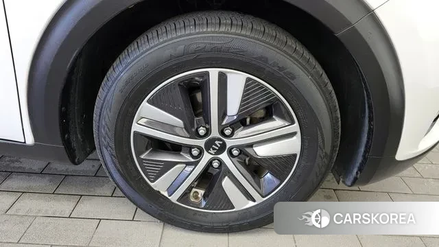 Kia The New Niro id 3253709 из Кореи 15