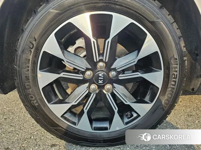 Kia Carnival 4th generation id 3401999 из Кореи 14