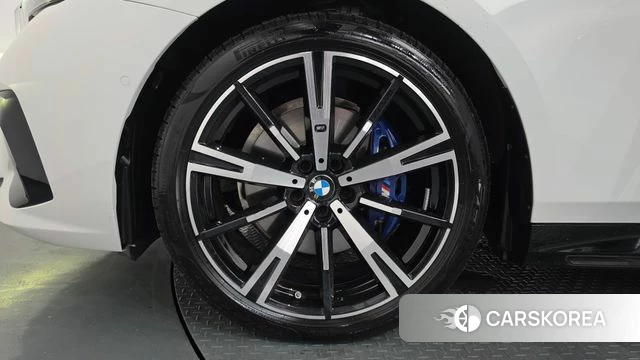 BMW 5 Series (G60) id 4729848 из Кореи 35