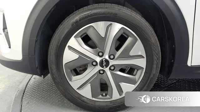 Kia Niro Plus id 3432442 из Кореи 15