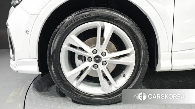 Audi Q3 (F3) id 3915040 из Кореи 15