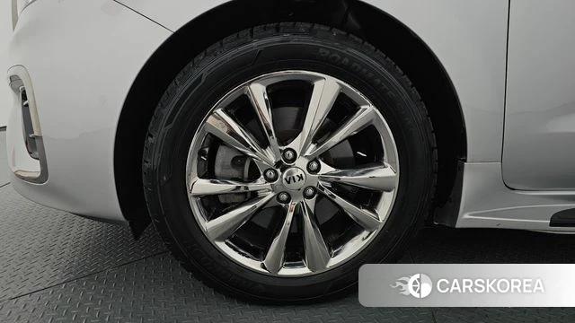 Kia The New Carnival id 4708657 из Кореи 15