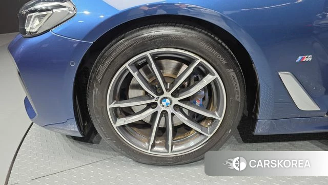 BMW 5 Series (G30) id 3924001 из Кореи 15