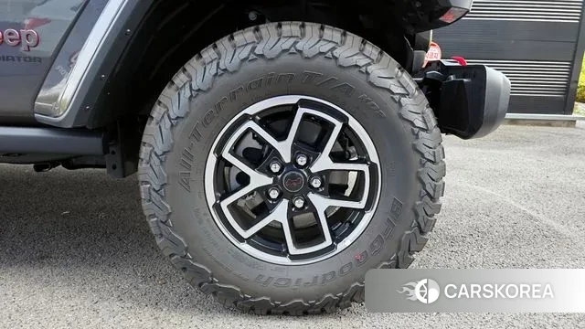 Jeep Gladiator (JT) id 3246108 из Кореи 15