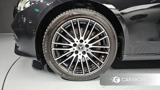 Mercedes-Benz C-Class W206 id 4792918 из Кореи 28