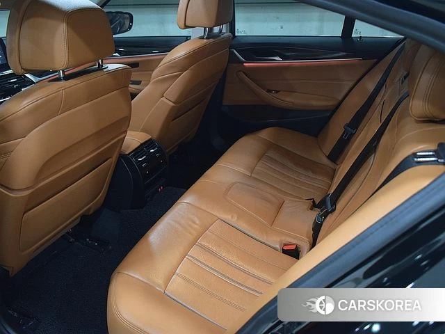 BMW 5 Series (G30) id 3872177 из Кореи 15