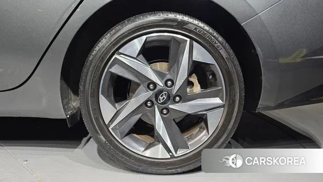 Hyundai Avante (CN7) id 3329476 из Кореи 15