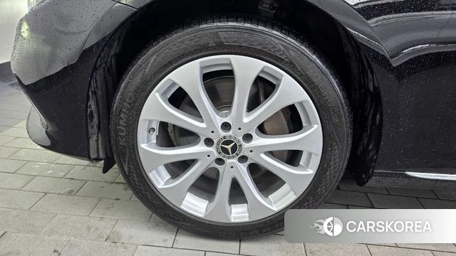 Mercedes-Benz E-Class W213 id 4751459 из Кореи 28