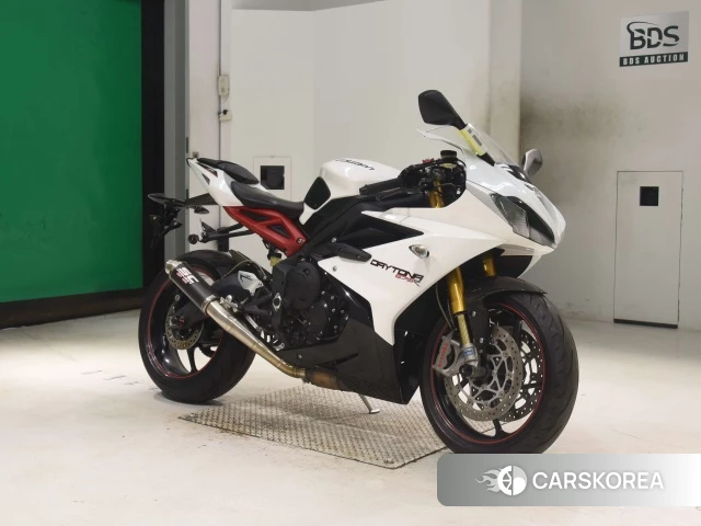 Проданный Triumph DAYTONA 675R 2014 из Японии, фото 4