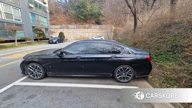 BMW 7 Series (G11) id 3578165 из Кореи 10