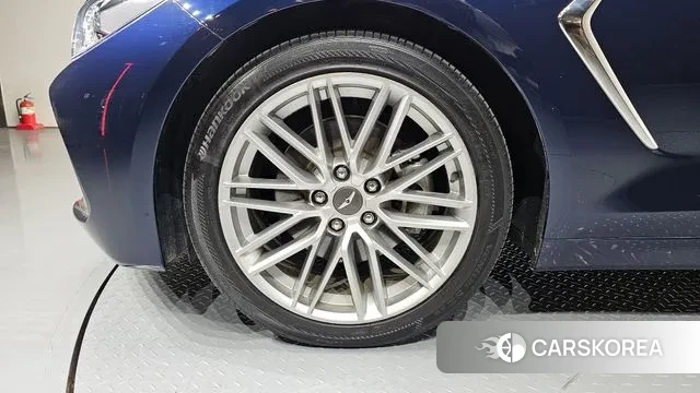 Genesis G70 id 3747939 из Кореи 15