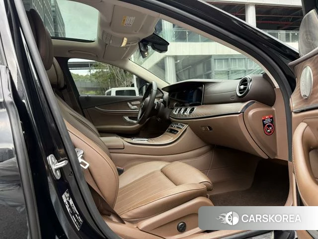 Mercedes-Benz E-class id 4278032 из Китая 17