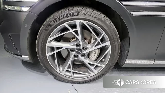 Genesis G90 (RS4) id 3372926 из Кореи 15