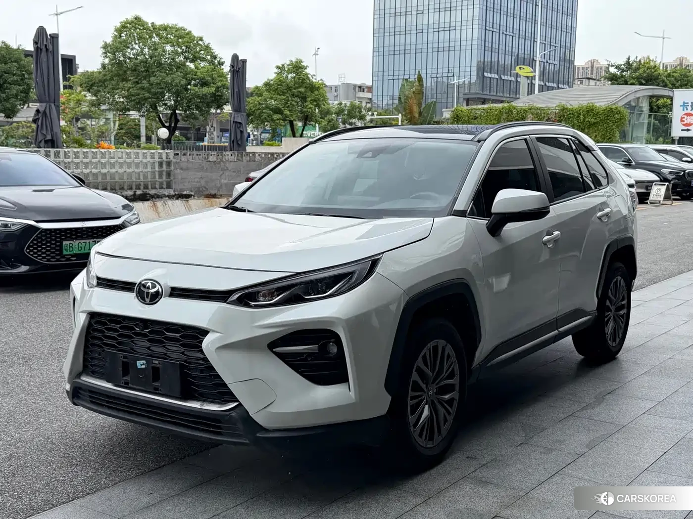 Toyota Wildlander 2023 Белый из Китая, фото 5