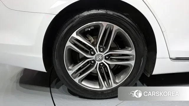 Hyundai Grandeur IG id 3215172 из Кореи 15