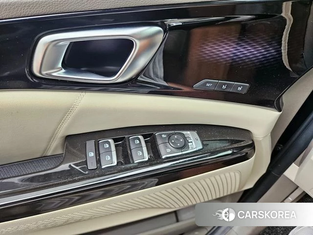 Kia Carnival 4th generation id 4355146 из Кореи 12