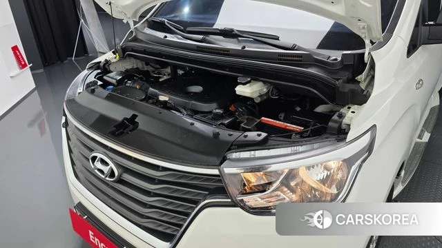 Hyundai The New Grand Starex id 4642507 из Кореи 25