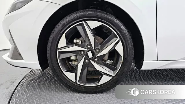 Hyundai Avante (CN7) id 3555810 из Кореи 15