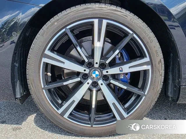 BMW 5 Series (G60) id 2883727 из Кореи 15