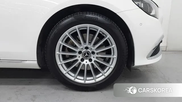 Mercedes-Benz E-Class W213 id 3556835 из Кореи 15