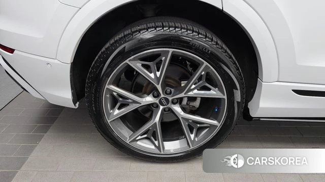 Audi Q8 (4M) id 4360508 из Кореи 33