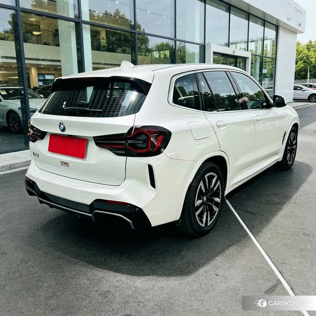 BMW iX3 2024 Белый из Китая, фото 5
