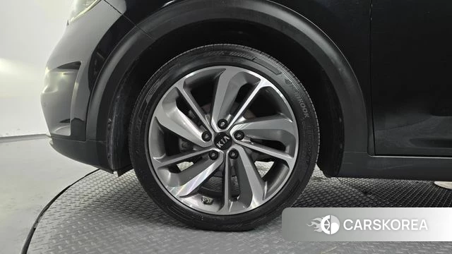 Kia Niro id 3955927 из Кореи 15