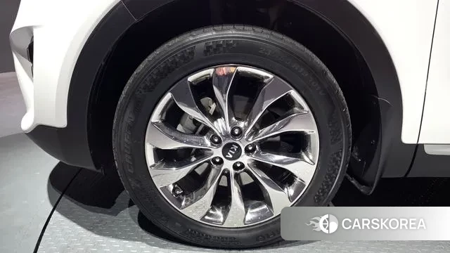 Kia The New Sorento id 3687652 из Кореи 15