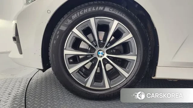 BMW 3 Series (G20) id 3412900 из Кореи 15