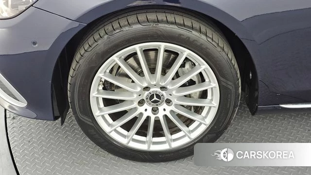 Mercedes-Benz E-Class W213 id 4224642 из Кореи 30