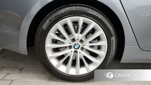 BMW 5 Series (G30) id 3602104 из Кореи 15