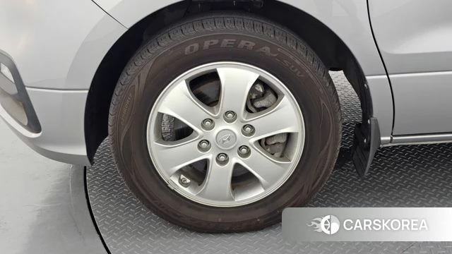 Hyundai The New Grand Starex id 4525681 из Кореи 25