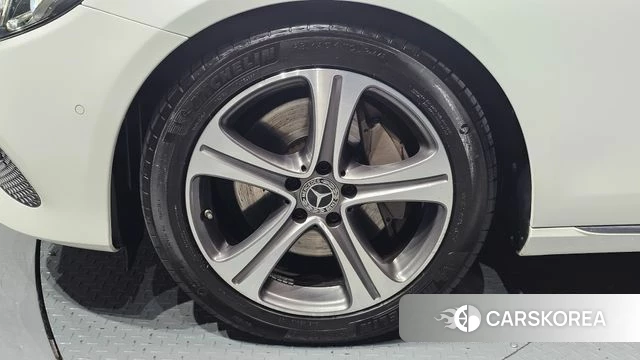 Mercedes-Benz E-Class W213 id 4689108 из Кореи 28
