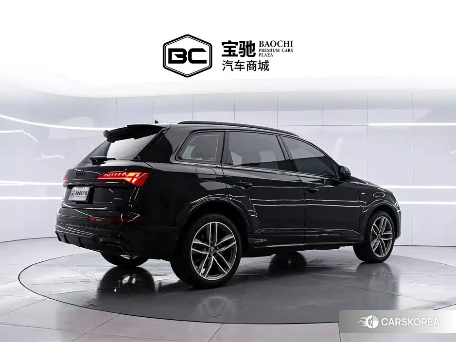 Audi Q7 id 4617119 из Китая 12