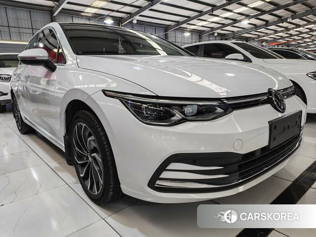 Volkswagen Golf 2021 Белый из Китая, фото 5