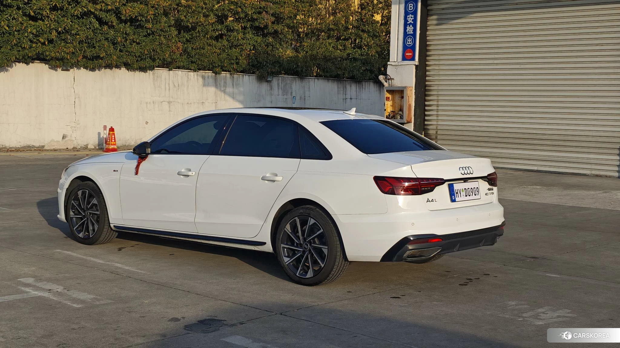 Audi A4L 2023 Белый из Китая, фото 5