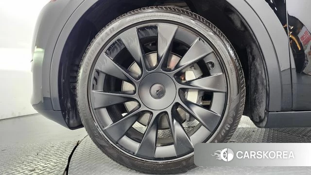 Tesla Model Y id 4381784 из Кореи 25