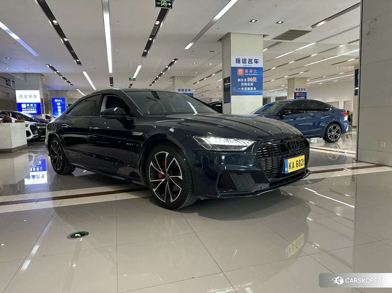Audi A7L id 4467622 из Китая 15