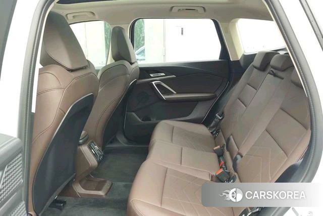 BMW iX1 2025 Белый из Китая, фото 6