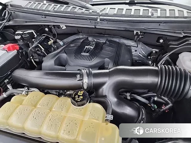 Lincoln Navigator 4th generation id 3428813 из Кореи 14