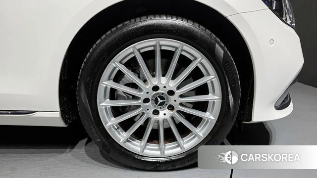 Mercedes-Benz E-Class W213 id 3799432 из Кореи 15