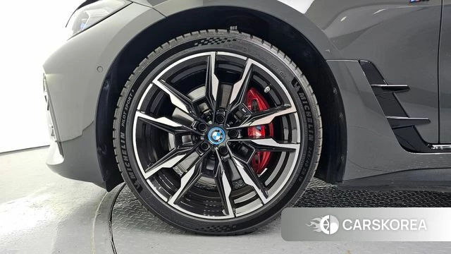 BMW i4 id 4329855 из Кореи 15