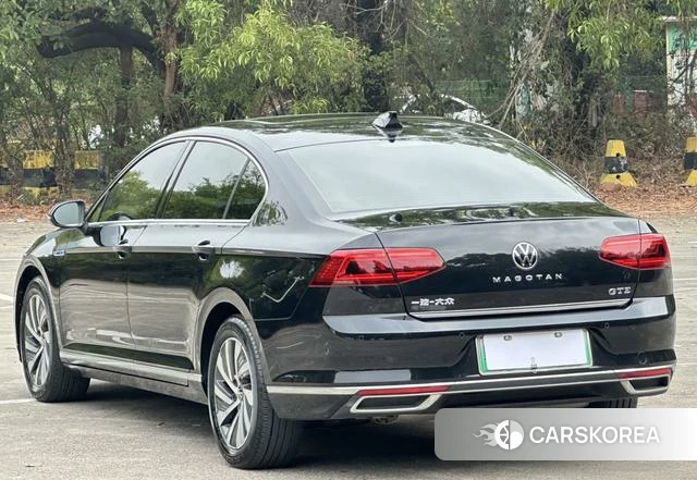 Volkswagen Magotan PHEV id 4261878 из Китая 11